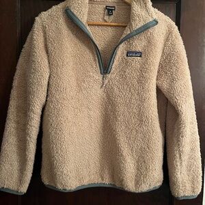 Woman’s Patagonia Fleece